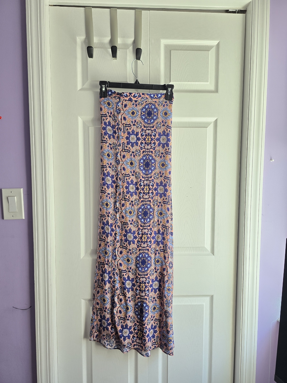 Lulu's Pink and Blue Medallion Print Maxi Slit Skirt Size XS